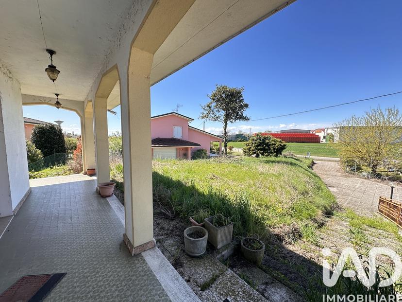 Villa in Via Cantone Vecchia 7, San Giovanni del Dosso — foto 4 di 5
