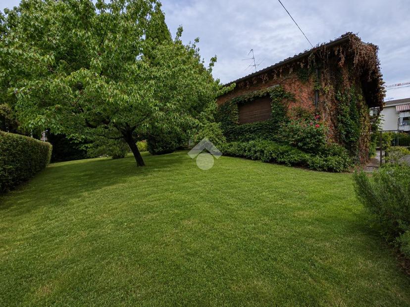 Villa in Via Paolo VI 1, Chiari — foto 2 di 5