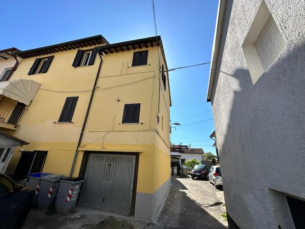 Trilocale in Via Carmelo Battaglia, Bastia Umbra