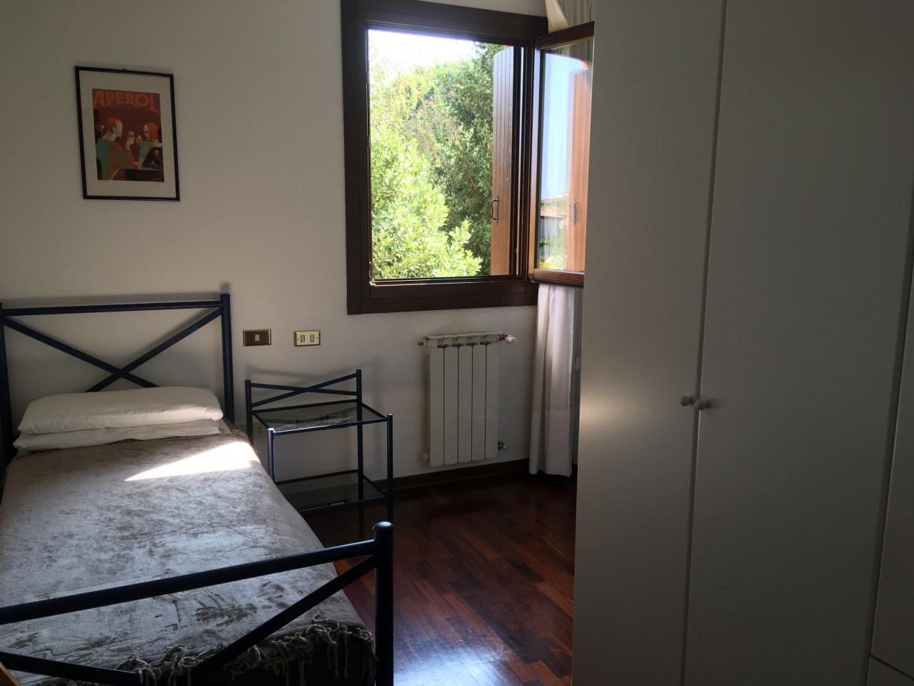 Villa a schiera, Dolo