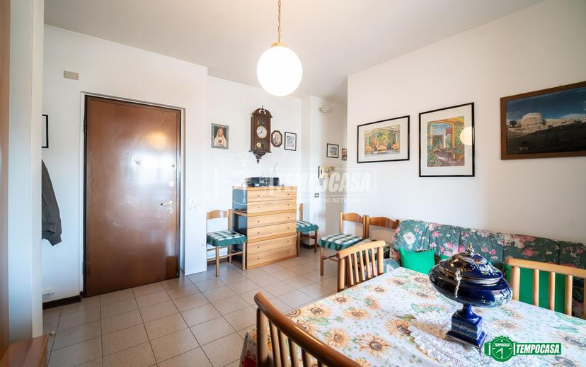Bilocale in Via Maddalena di Canossa 1, Nova Milanese — foto 2 di 5