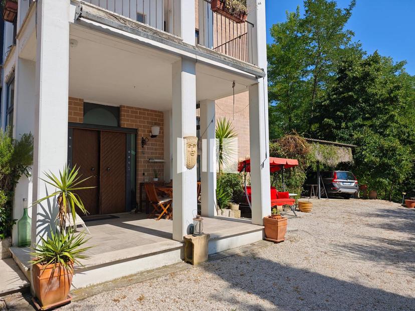 Villa in Cda Forcella/Via Nazionale Snc, Teramo — foto 3 di 5