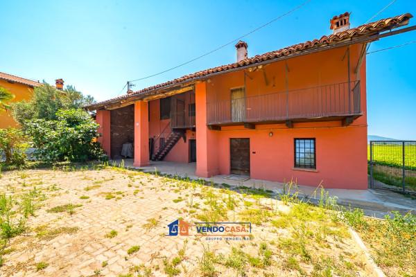 Cascina in Via Vecchia di San Vitale 51, Busca — foto 4 di 5