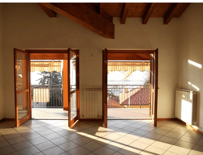 Trilocale in Via Novareno, Bellano — foto 2 di 5