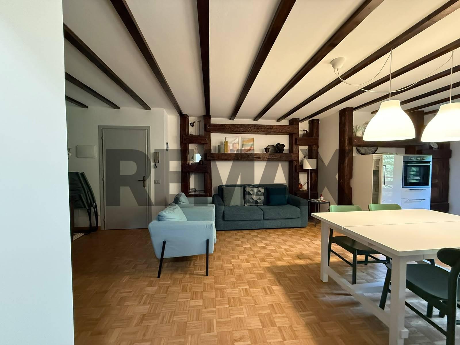 Trilocale, Ponte di Legno