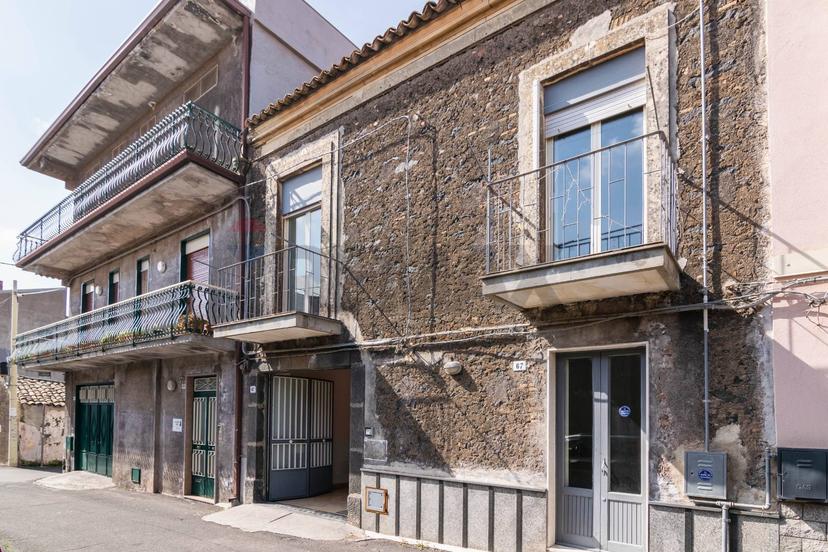Casa indipendente in Via IV Retta Ponente 67, Belpasso — foto 2 di 5