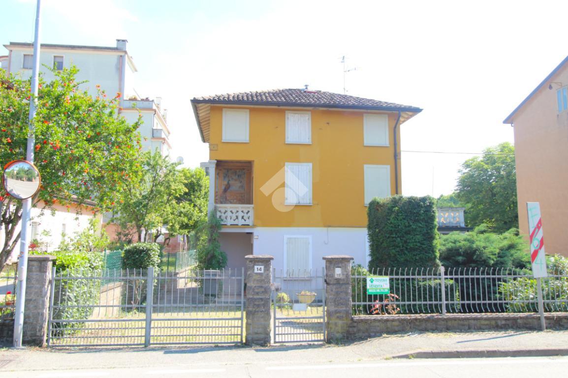 Villa in Via Guido da Bagnolo 14, Bagnolo in Piano