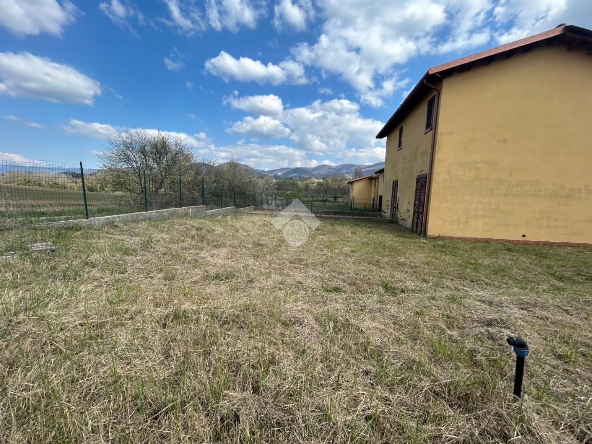 Villa a schiera in Vocabolo Casanova 19, Montecastrilli