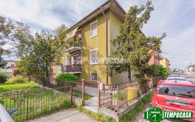 Bilocale in Via Felice Cavallotti, Linarolo — foto 2 di 5