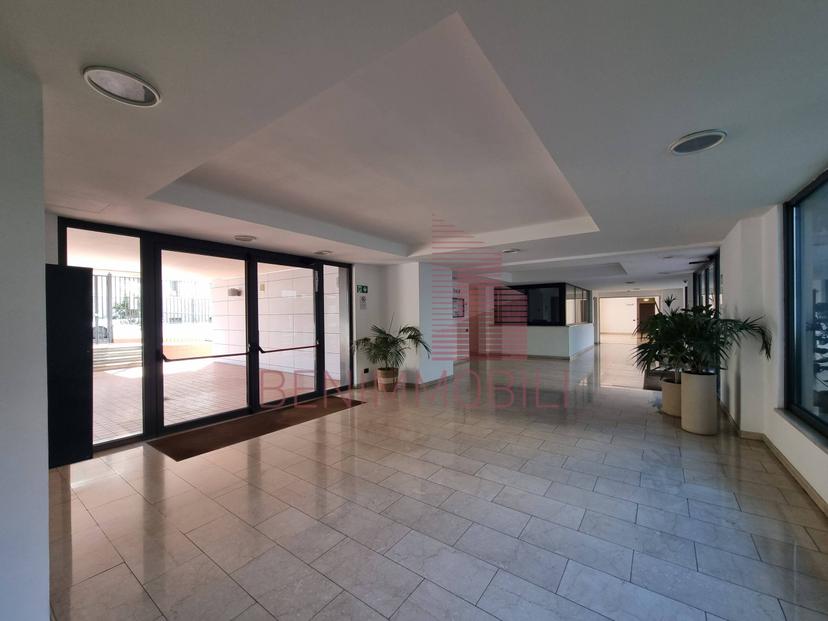 Bilocale in Via Legnone 20-24, Milano