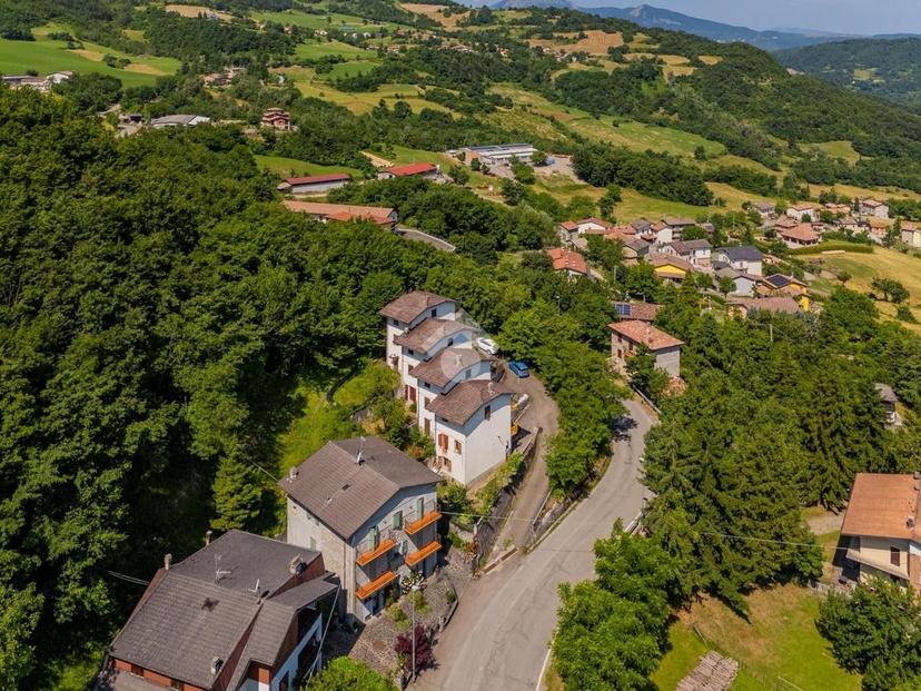 Trilocale in Via per Minozzo, Villa Minozzo — foto 2 di 5
