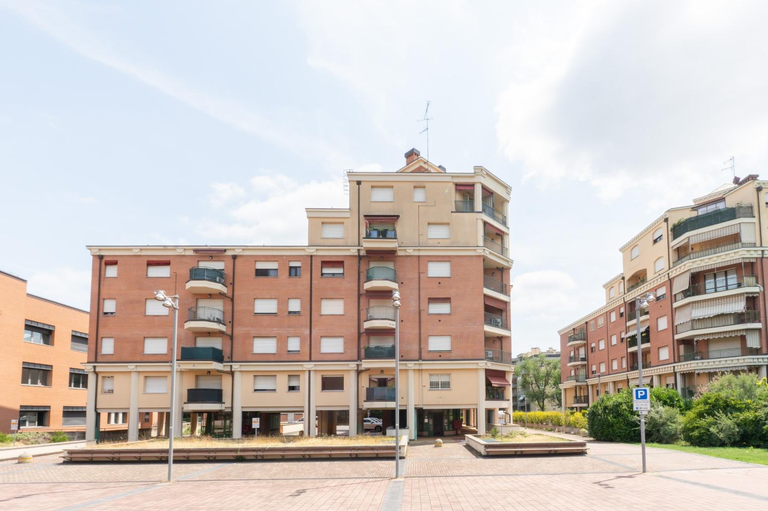 Quadrilocale in Via della Resistenza 1/6, Casalecchio di Reno
