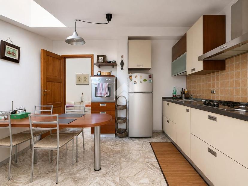 Trilocale in Via S. Agnese 7, San Giovanni Rotondo — foto 2 di 5
