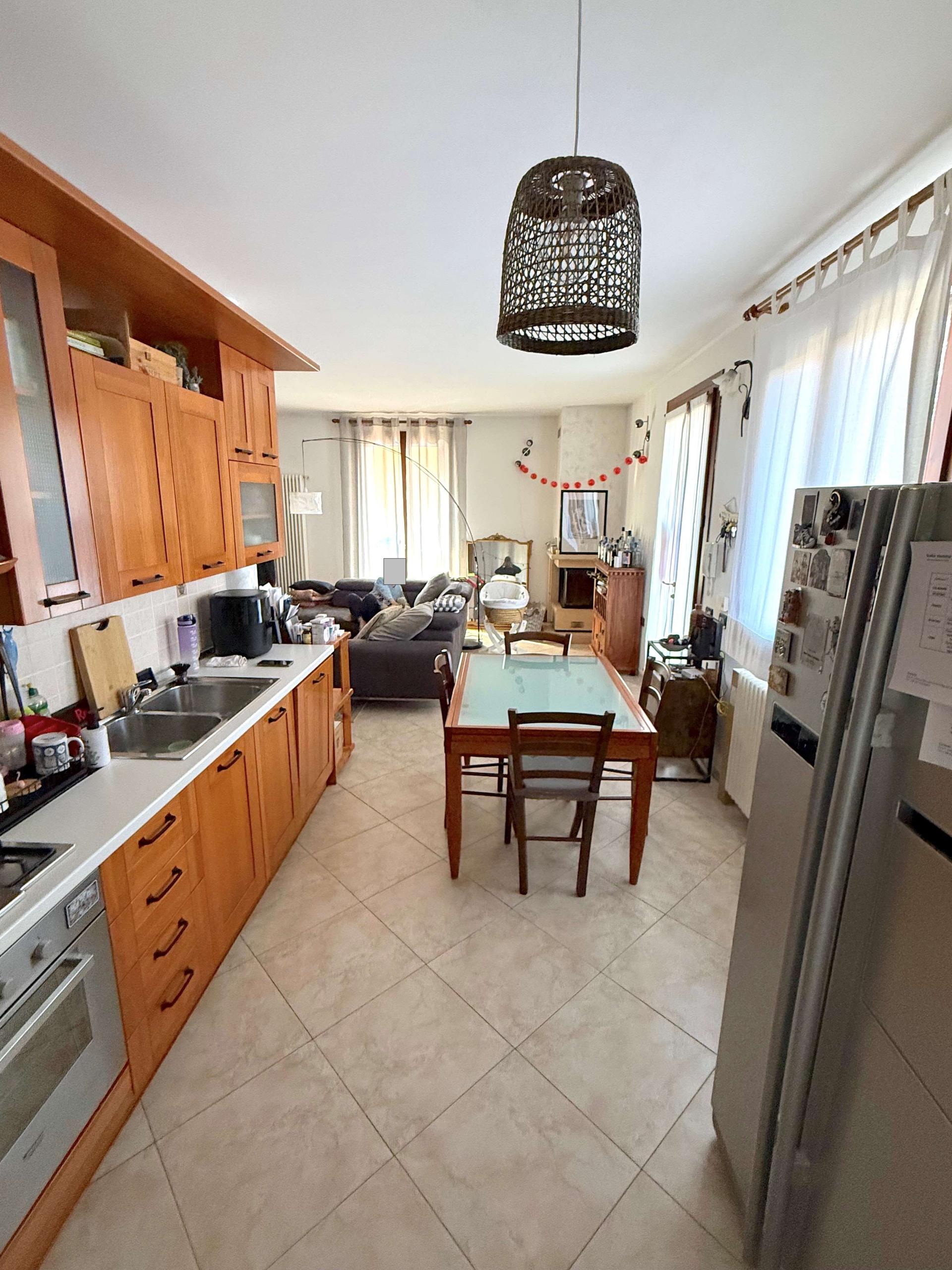 Villa bifamiliare in Via Giotto 1, Correzzola