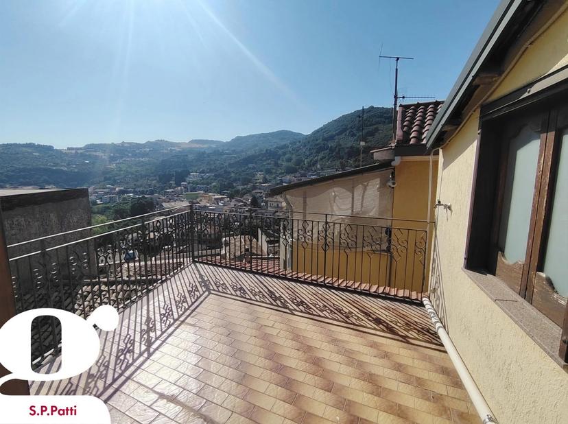 Casa indipendente in Via Giambattista Vico 48, San Piero Patti — foto 2 di 5