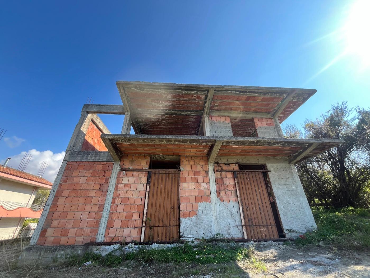 Villa in Via Acquaficara Snc, Barcellona Pozzo di Gotto