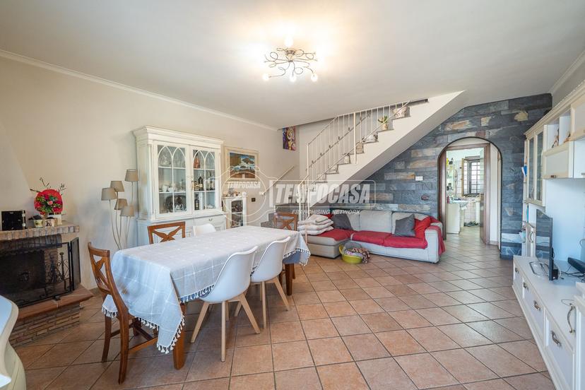 Villa a schiera in Via Londra 4, Ladispoli — foto 3 di 5