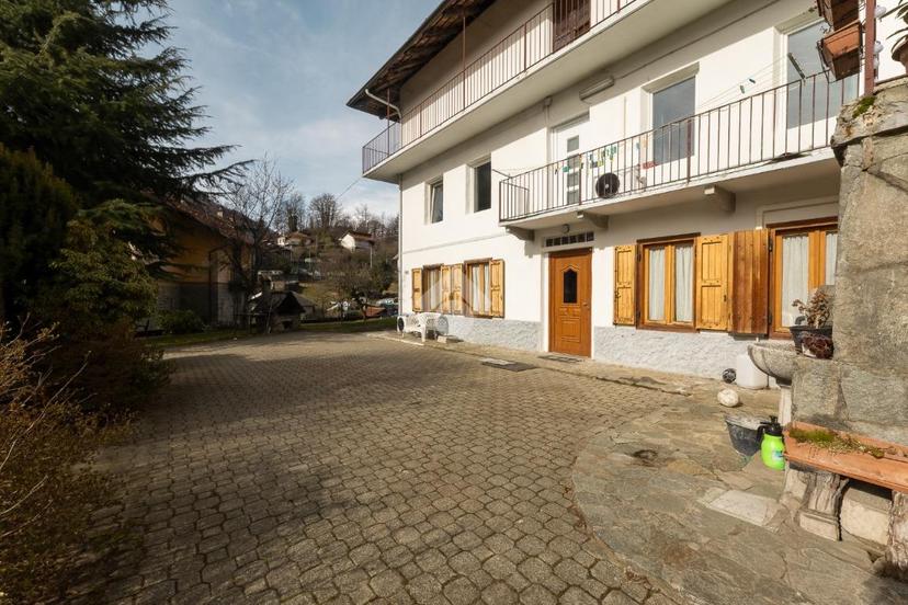Casa indipendente in Fraz. Procaria 44, Ceres — foto 2 di 5