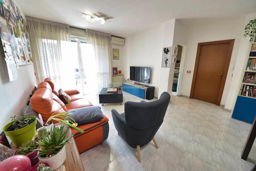 Quadrilocale in Via Monsignor Bandera 4, Desio