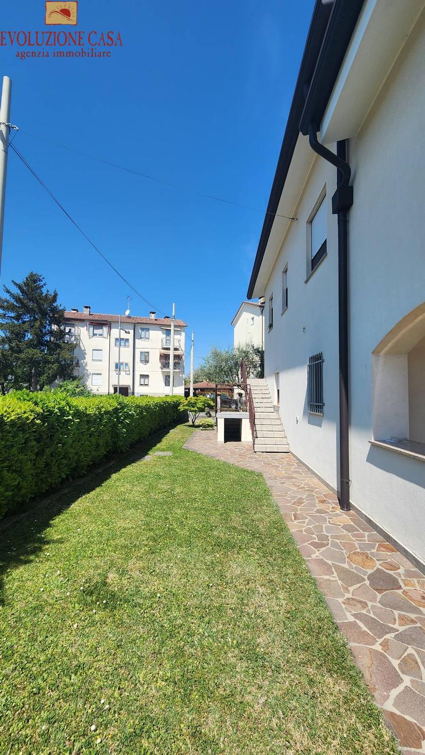 Villa in Verzegnassi 13, San Canzian d'Isonzo — foto 3 di 5