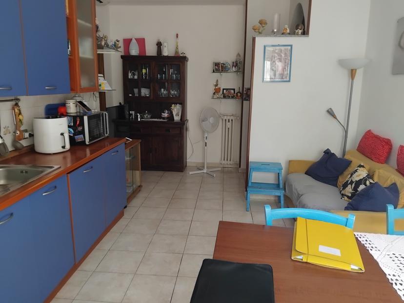 Trilocale in Via Agnesi, Monza