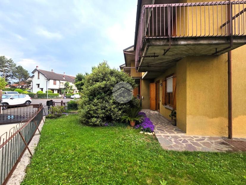 Villa a schiera in Via U. Foscolo 18, Bagnatica — foto 3 di 5