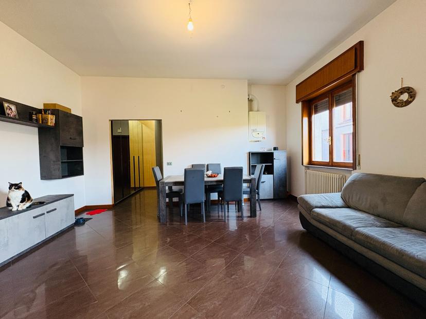 Trilocale in Via Vittorio Veneto, Carpaneto Piacentino — foto 3 di 5