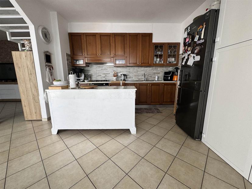 Villa bifamiliare in Via Cavaiola, Carrara