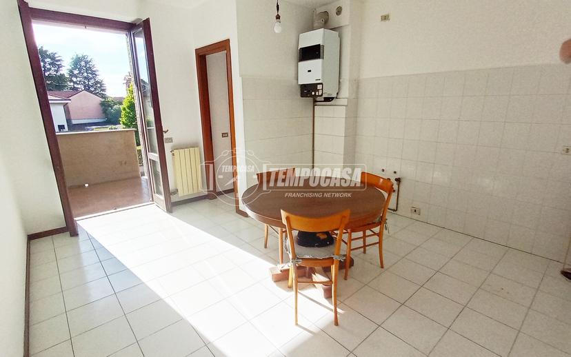 Bilocale in Via Caduti Cesatesi 7, Cesate — foto 2 di 5
