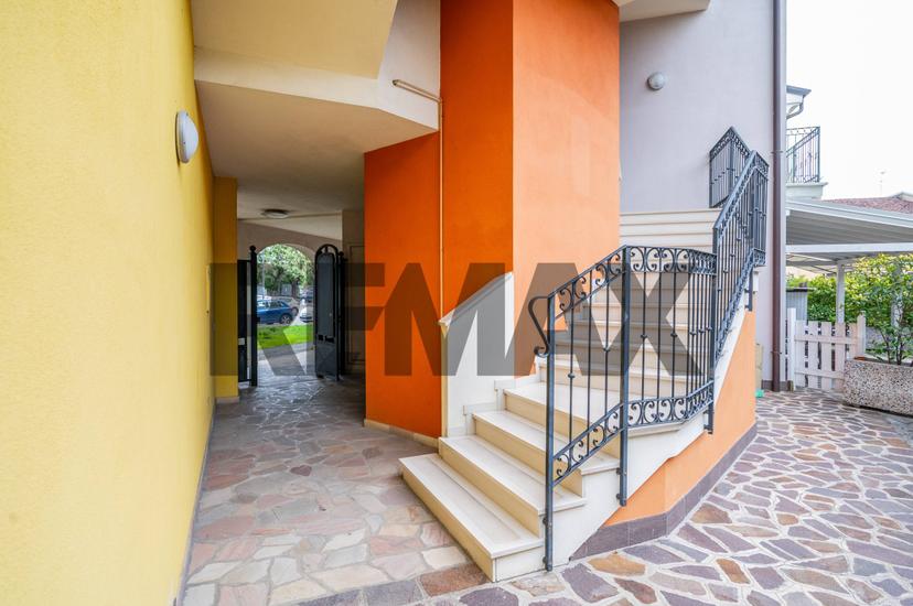 Trilocale in Via Villa del Veneziano 11, Viadana — foto 4 di 5