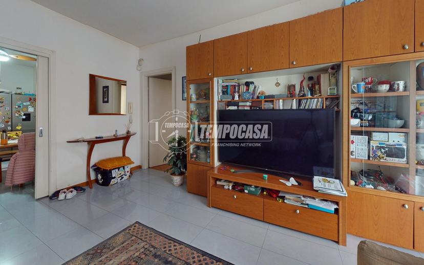 Quadrilocale in Via Matera 99, Teverola — foto 2 di 5