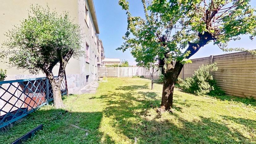 Villa in Via Alessandro Volta, Brugherio — foto 5 di 5