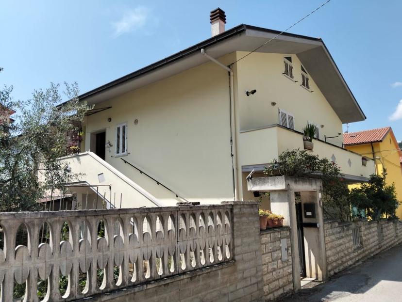 Villa in Via Fratelli Rossellini 5, Bussi sul Tirino — foto 2 di 5