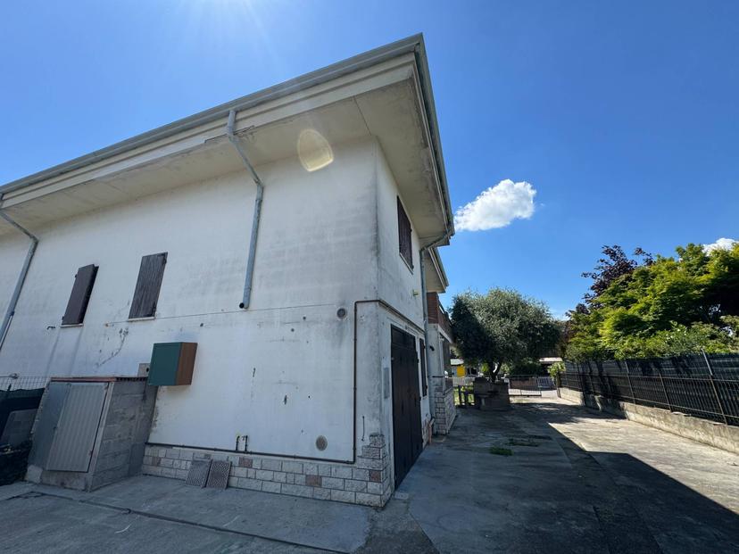Villa, Borgo Mantovano — foto 3 di 5
