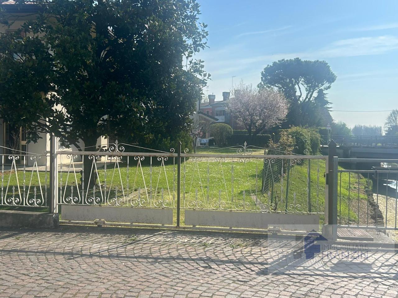 Quadrilocale in Via Losson Centro 2, Meolo