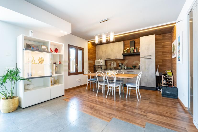 Villa in Via Monpeluso 81, Nicolosi — foto 2 di 5