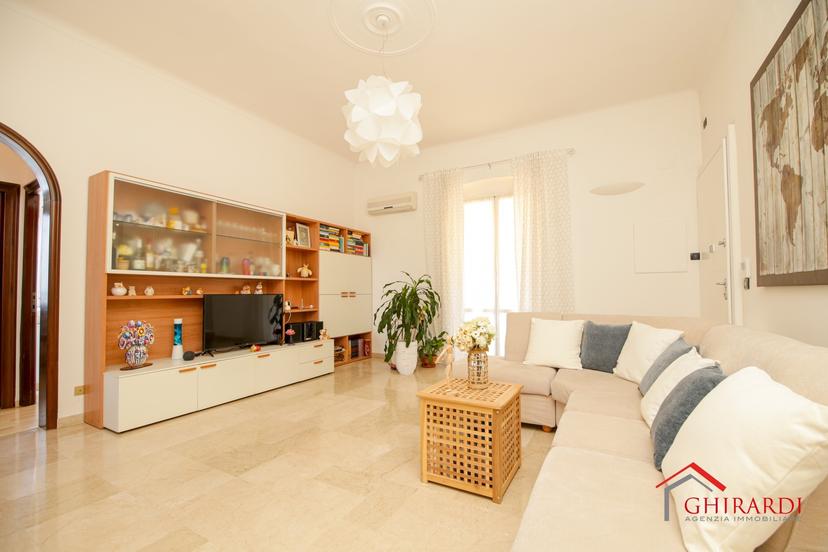 Appartamento in Via Domenico Oliva 7, Genova