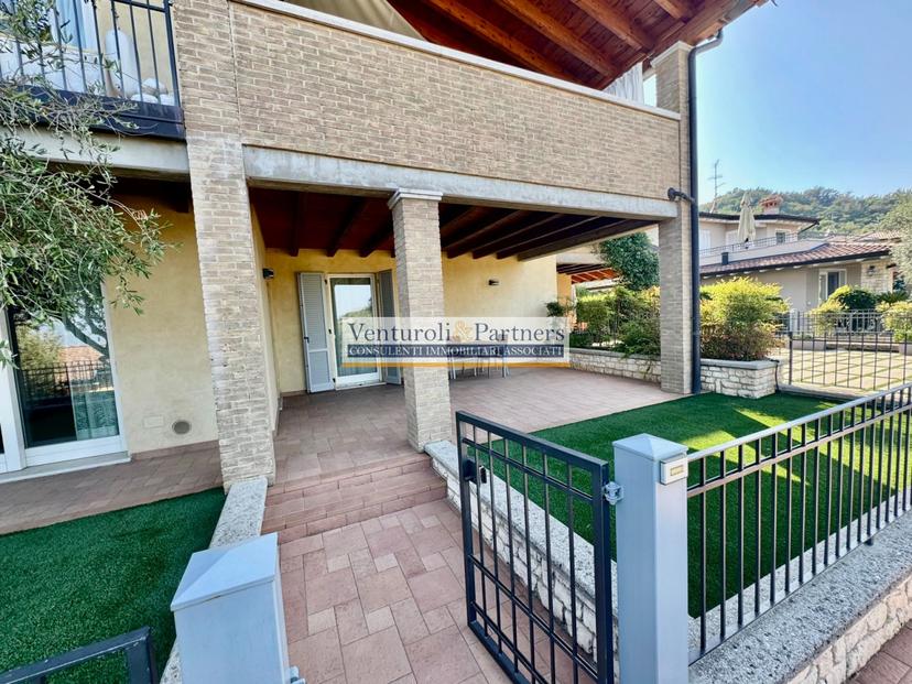 Trilocale in Via San Rocco 34, Soiano del Lago