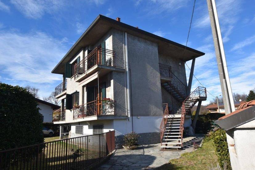 Casa indipendente in Via Diaz 17, Brebbia — foto 4 di 5