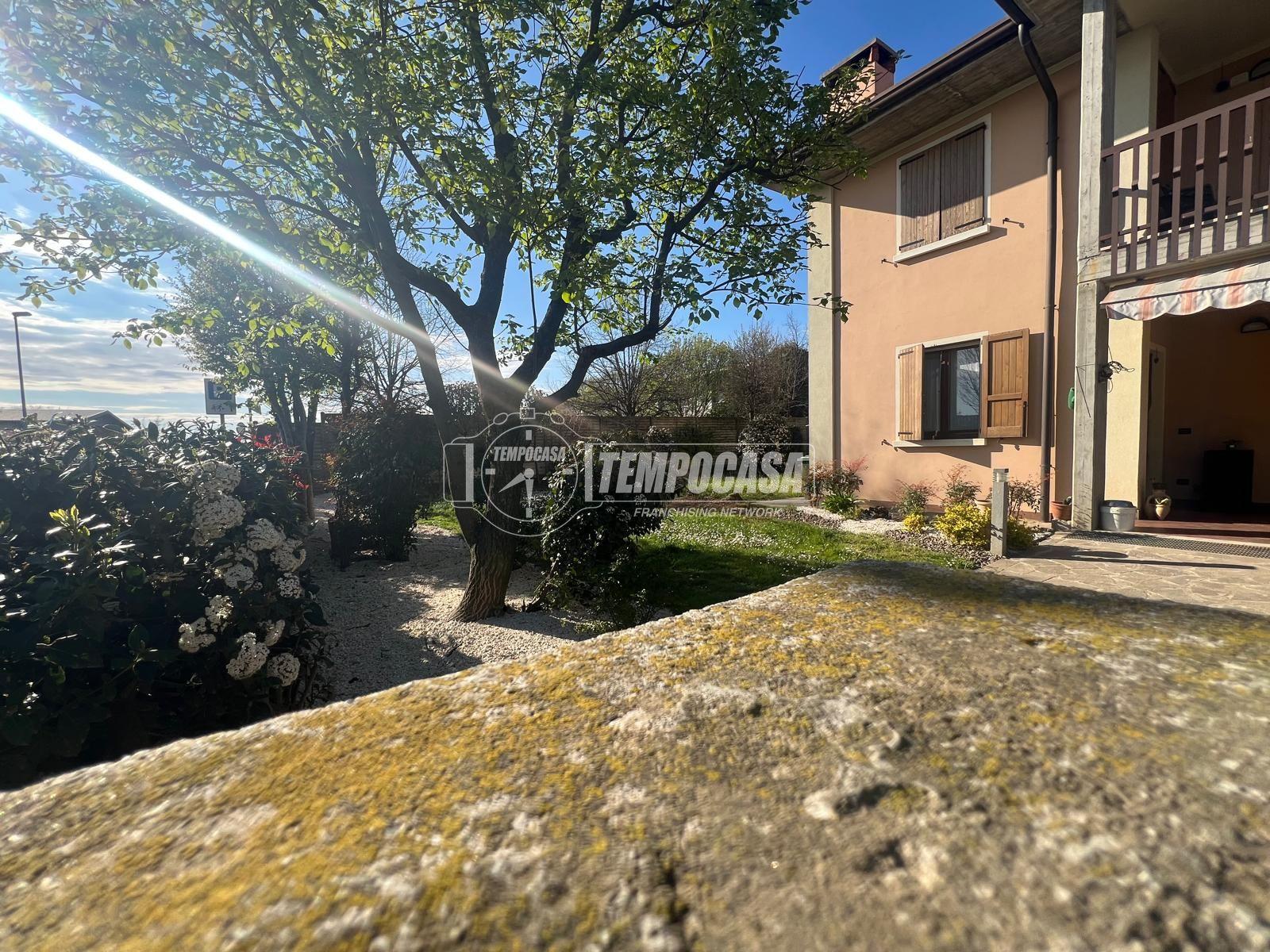 Casa indipendente in Via Falcone - Borsellino 30, Castrezzato