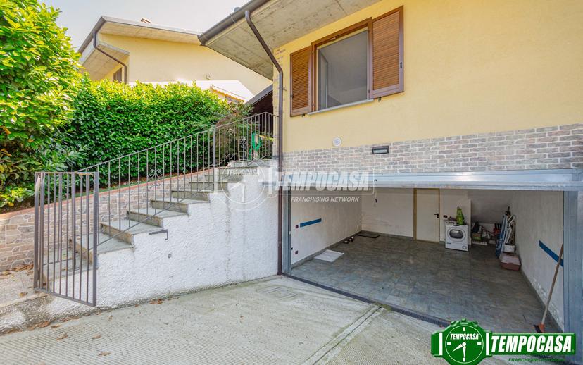 Villa in Via G. Leopardi, Cura Carpignano — foto 2 di 5