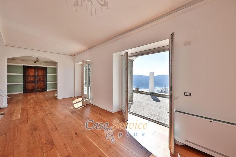 Villa in Via Spiaggia del Lago, Castel Gandolfo — foto 2 di 5