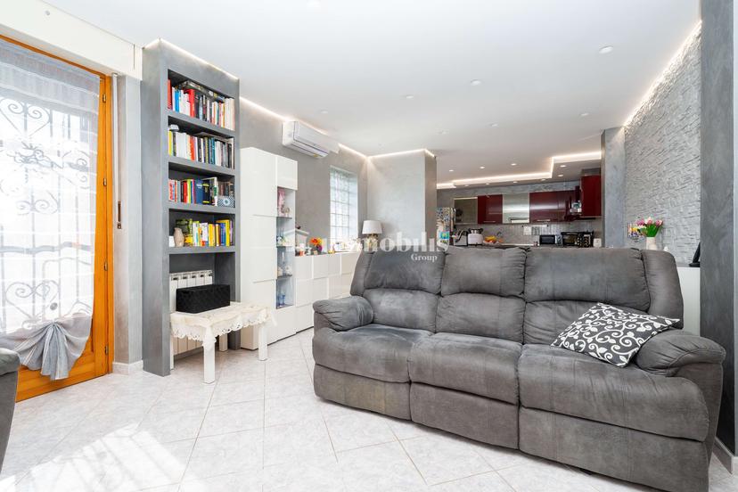 Villa bifamiliare in Via Bruno Buozzi 17, Collegno — foto 4 di 5