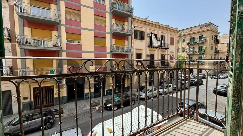 Trilocale in Via Giacomo Serpotta 23, Palermo