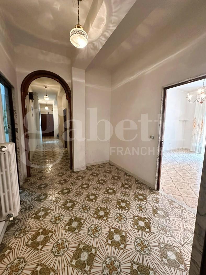 Appartamento in Zona Via Castel del Monte, Corato — foto 2 di 5