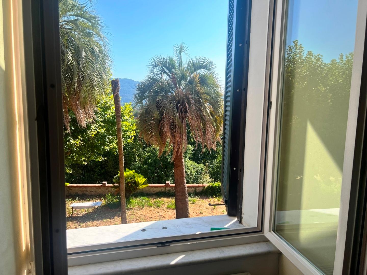 Stanza in villa in Via San Francesco 19, Sarzana