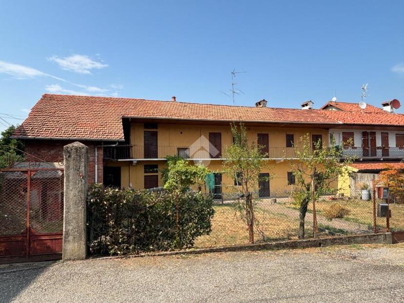 Casa indipendente in Via Vaglio 22, Varallo Pombia — foto 2 di 5