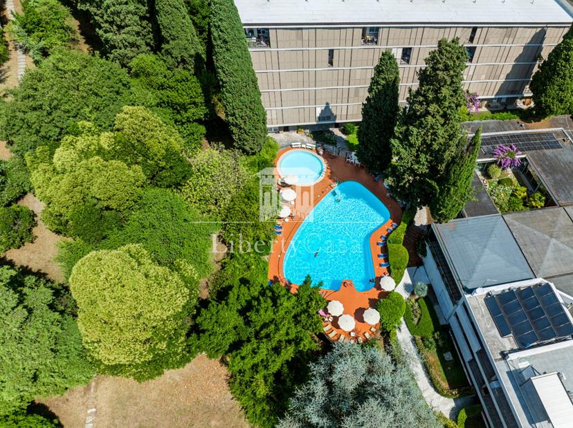 Trilocale in Via Vittoriale, Gardone Riviera — foto 2 di 5