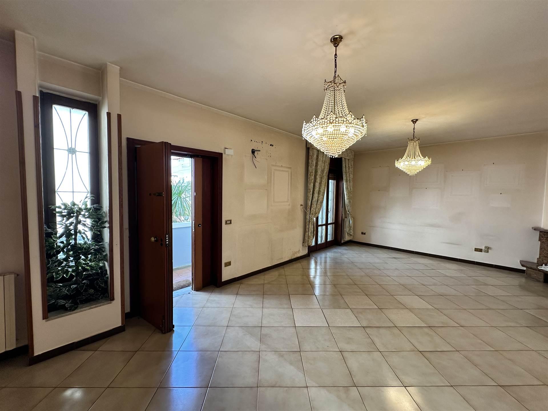 Villa a schiera, Roccapiemonte