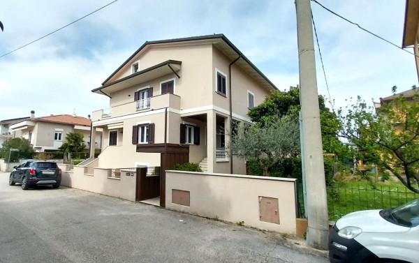 Villa bifamiliare in Via Laghi di Pilato, Foligno — foto 2 di 5